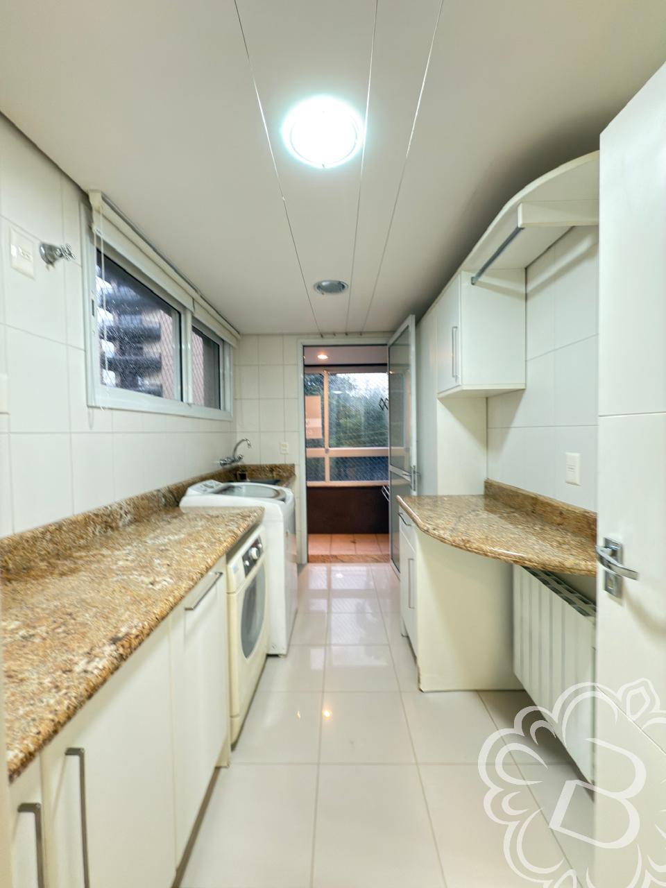 https://www.imoveisbliss.com.br/img/m/0/0/arquivos/a8d20884f88266d24d10ea9b08ddd39b1296a30d.jpg