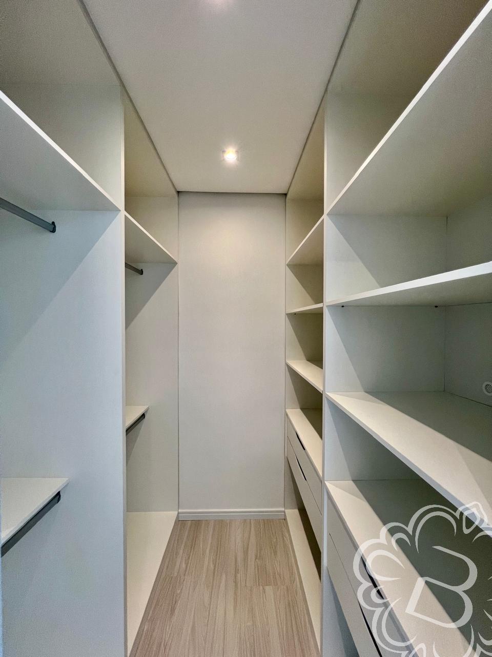 Hillside Residencial