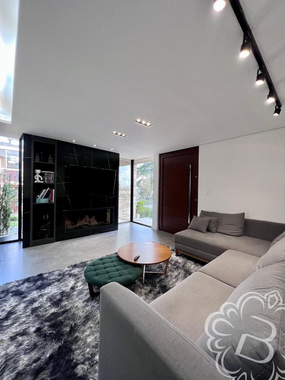 Casa Mobiliada no Colina