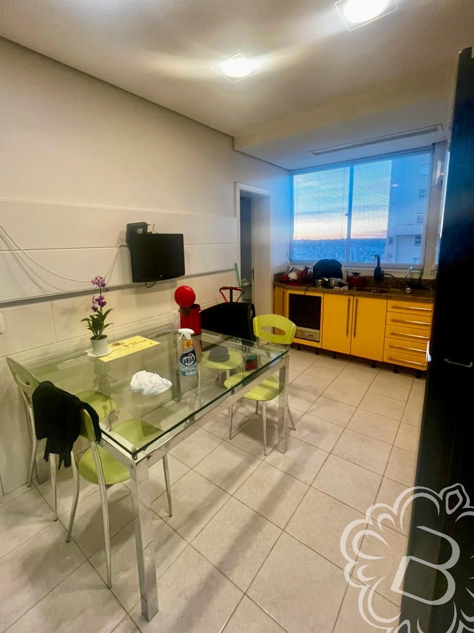 https://www.imoveisbliss.com.br/img/m/0/0/arquivos/c024f857b77c20395013e897a186265d42c21b11.jpg
