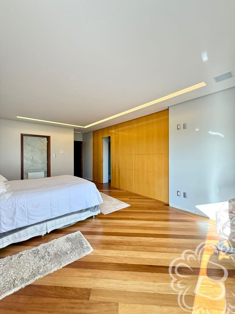 https://www.imoveisbliss.com.br/img/m/0/0/arquivos/c9e59023194a06b64479bc7f35590fbf2b199cce.jpg