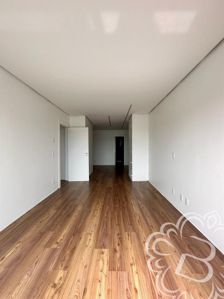 https://www.imoveisbliss.com.br/img/m/0/0/arquivos/cc7c310cdabd347ba0123b057e1631552fb3de0b.jpg