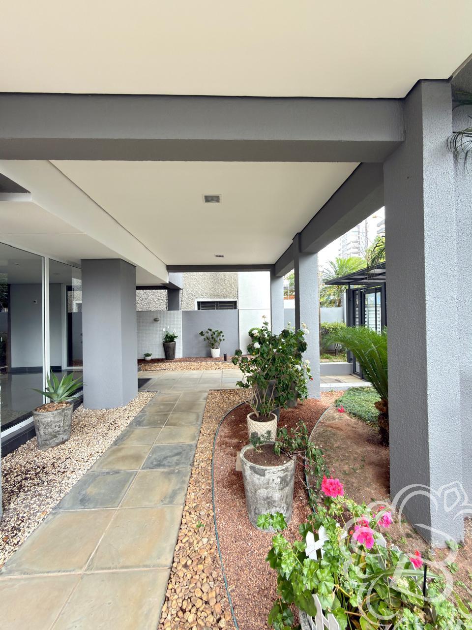 https://www.imoveisbliss.com.br/img/m/0/0/arquivos/cee6220b6fbc06a20326a189900cac98d3ba073b.jpg