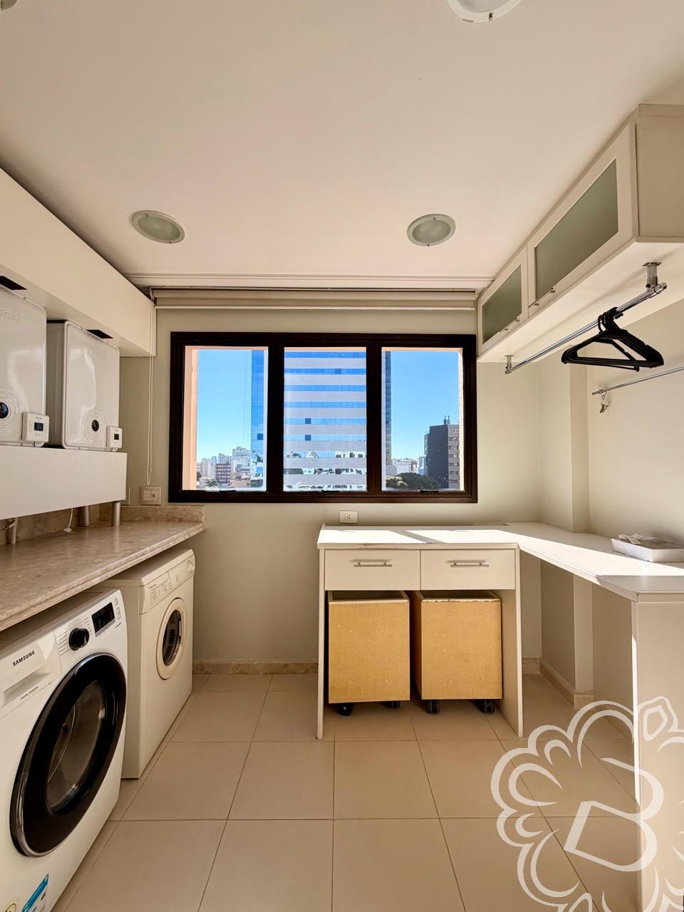 https://www.imoveisbliss.com.br/img/m/0/0/arquivos/d022893aa74cda700c1a3df39c5cfee1673c0ba2.jpg
