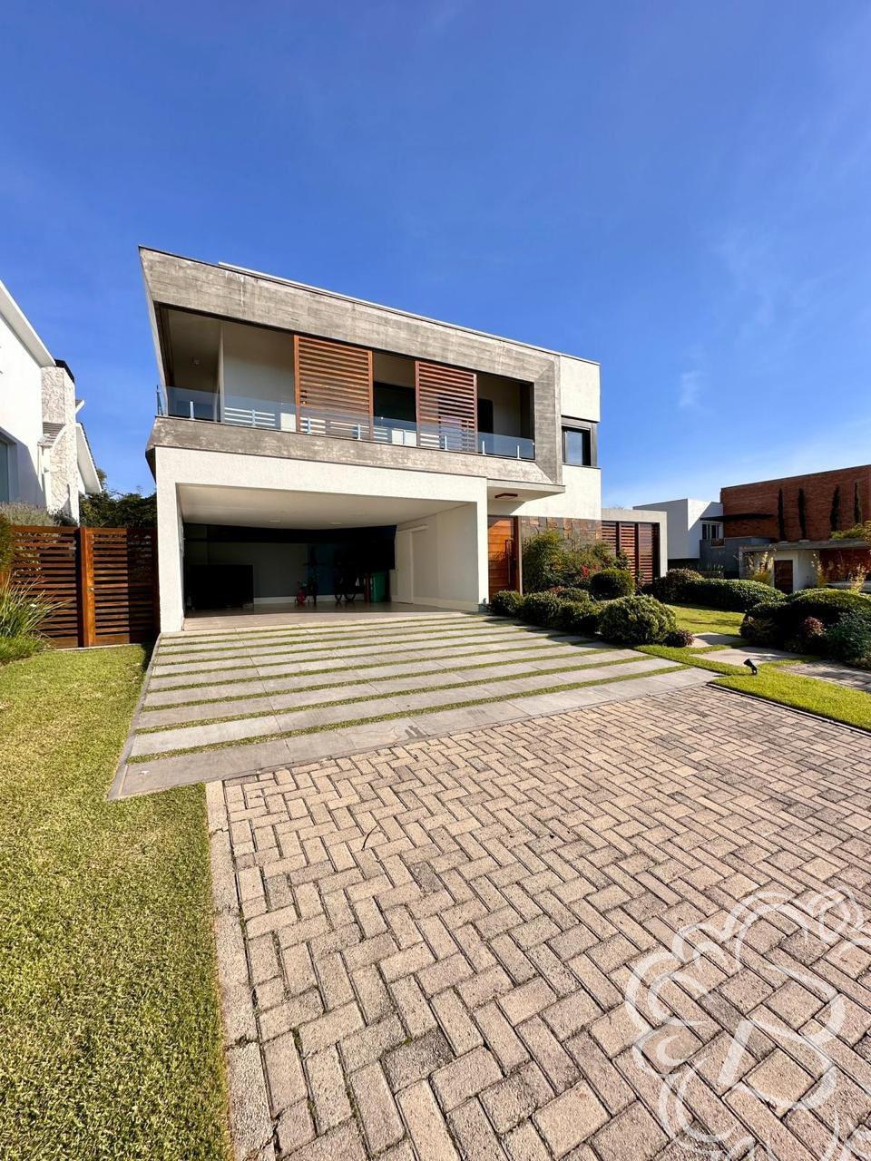 https://www.imoveisbliss.com.br/img/m/0/0/arquivos/d18f2eb6a4a46620f4fc2ae2cf158612ba1db069.jpg