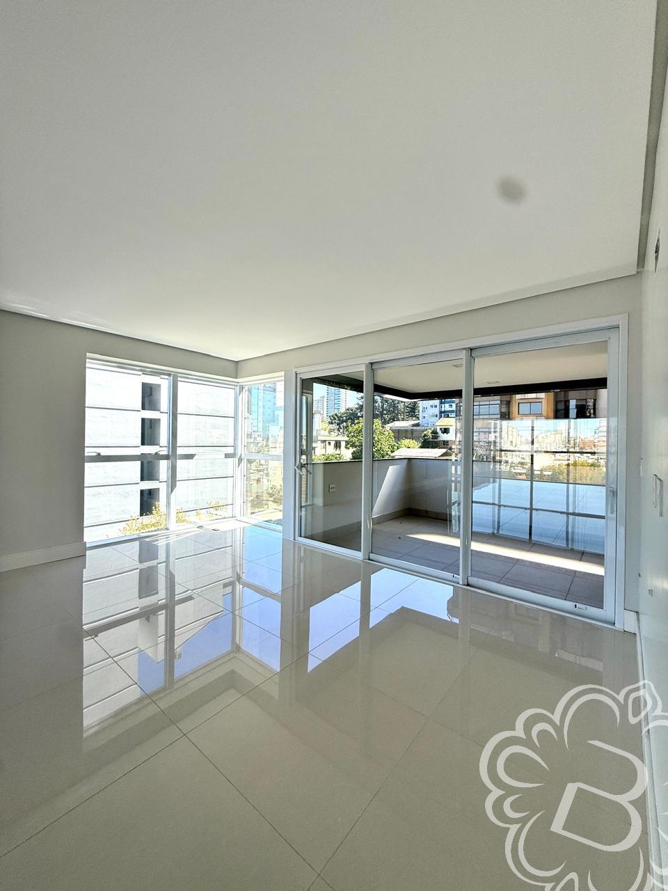 https://www.imoveisbliss.com.br/img/m/0/0/arquivos/d8fc6bddb66178bc043a02bb567ab63fc1526467.jpg