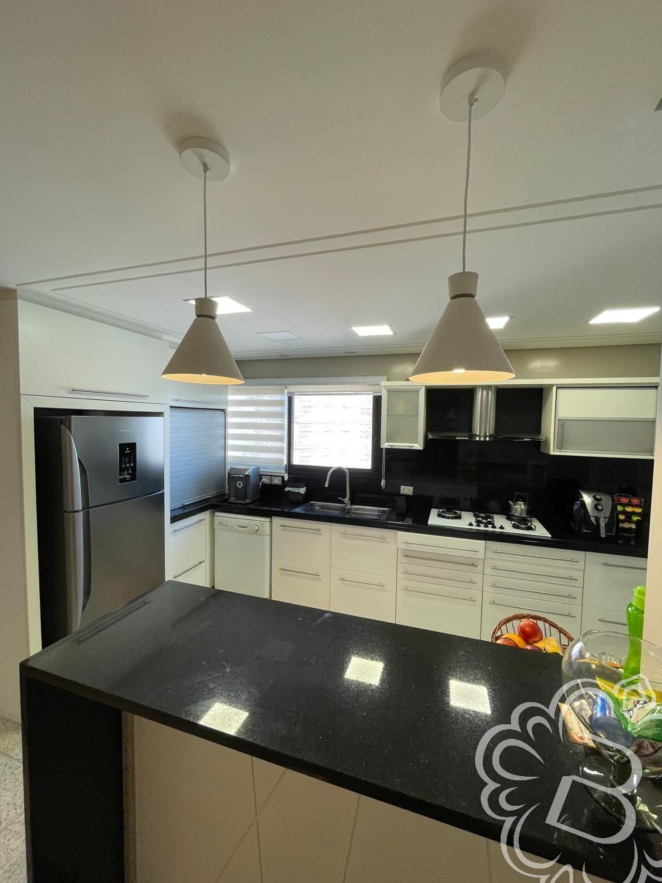 https://www.imoveisbliss.com.br/img/m/0/0/arquivos/d954384eb376bfde41e343d892a7c13dc89835e1.jpg