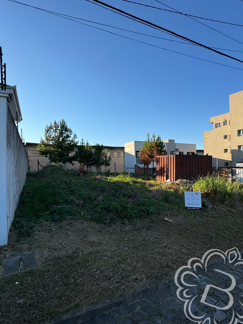 https://www.imoveisbliss.com.br/img/m/0/0/arquivos/dc4d4d7af3806cfab00e49c81614f492e492e44a.jpg