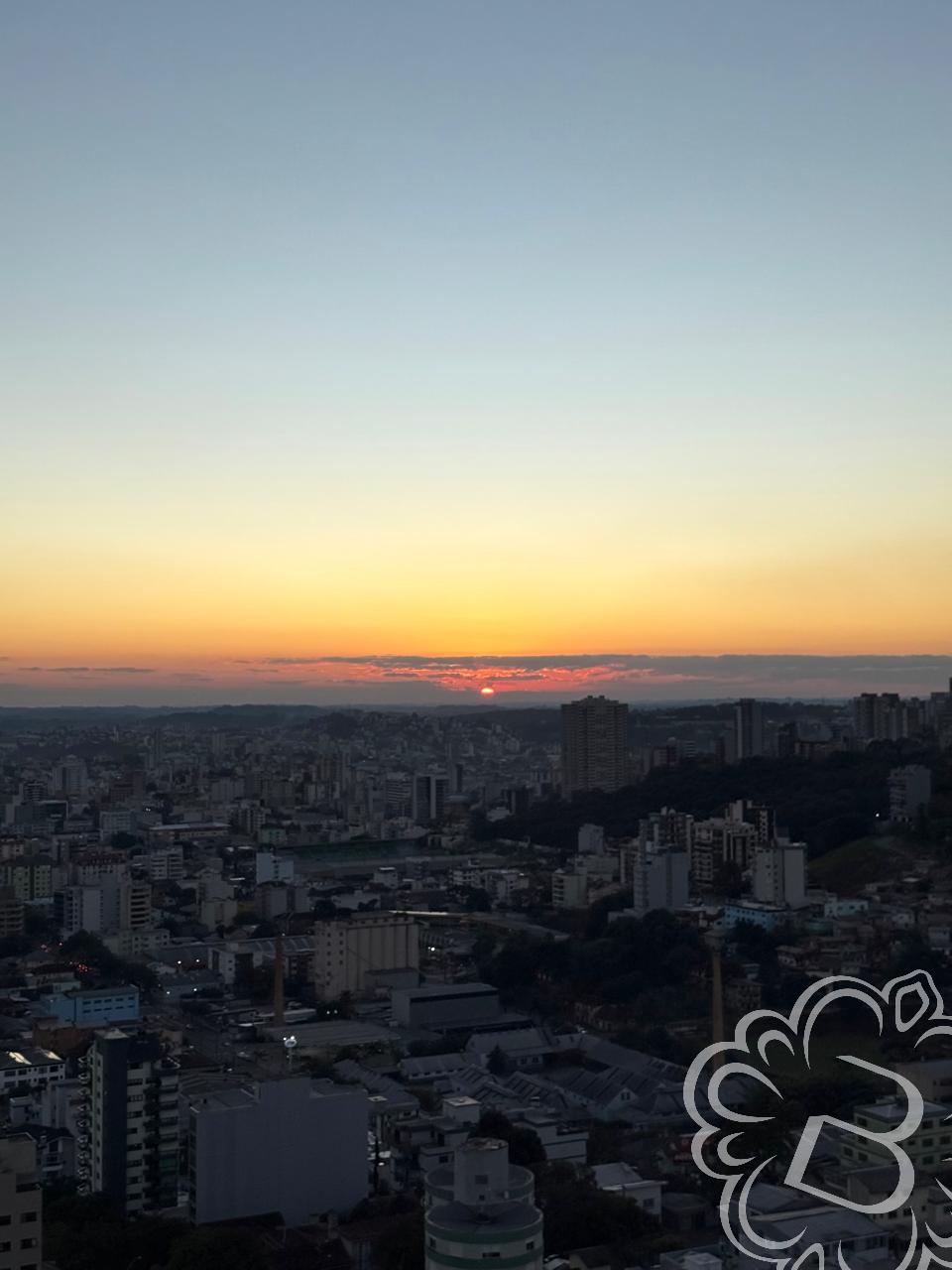 https://www.imoveisbliss.com.br/img/m/0/0/arquivos/de79fa070c24c7c1a543ba45308e01a9900c417f.jpg