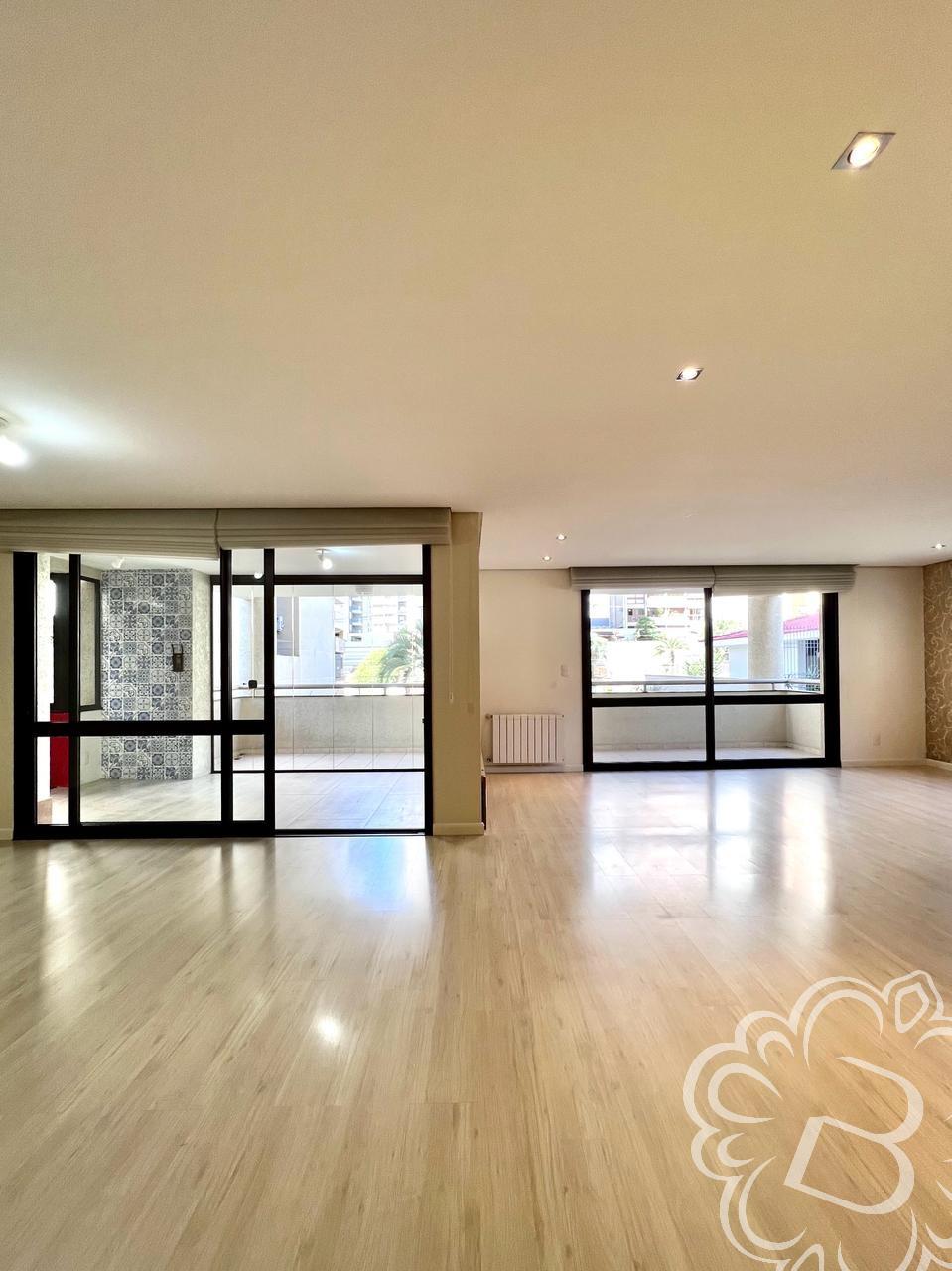 https://www.imoveisbliss.com.br/img/m/0/0/arquivos/de9c2722caa5d8592cf89e6d3a66670ae72031d8.jpg