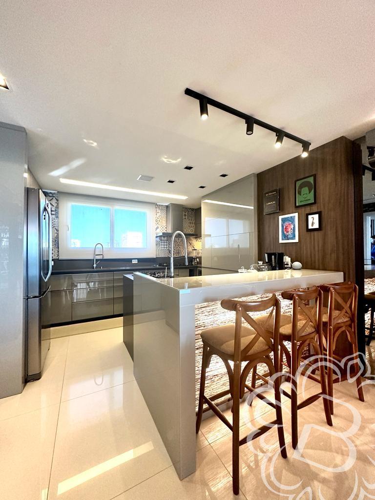 https://www.imoveisbliss.com.br/img/m/0/0/arquivos/e0b9fa96b891d0d6c9b41bf05586ffef6981e2e8.jpg