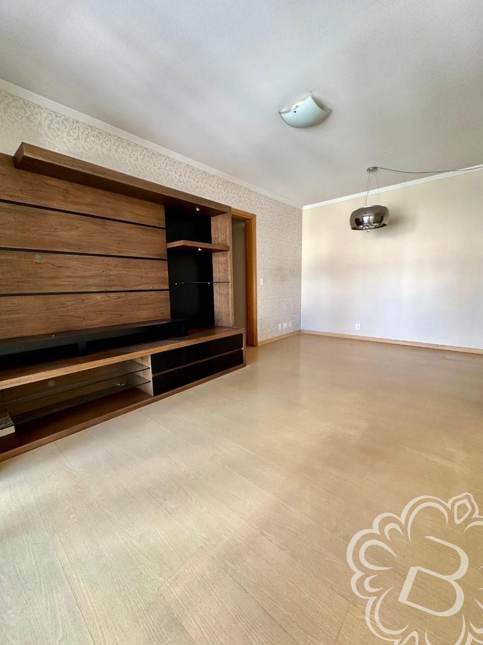 https://www.imoveisbliss.com.br/img/m/0/0/arquivos/eb3cb7c8c86f350aa0ef727fa669bc89e4438831.jpg