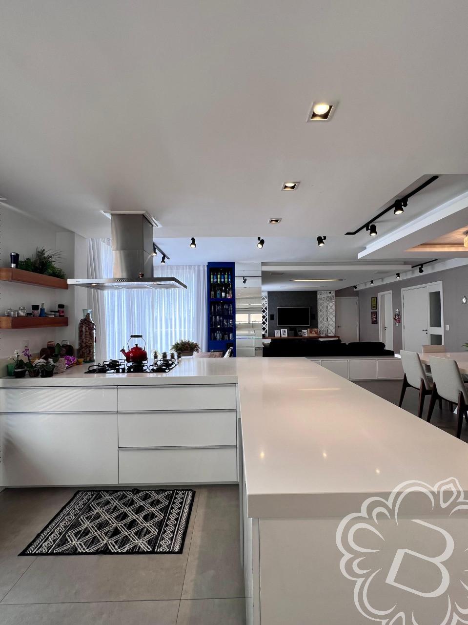 https://www.imoveisbliss.com.br/img/m/0/0/arquivos/edf2cf048d658f6f24c35303f260aa5eb74ef32e.jpg