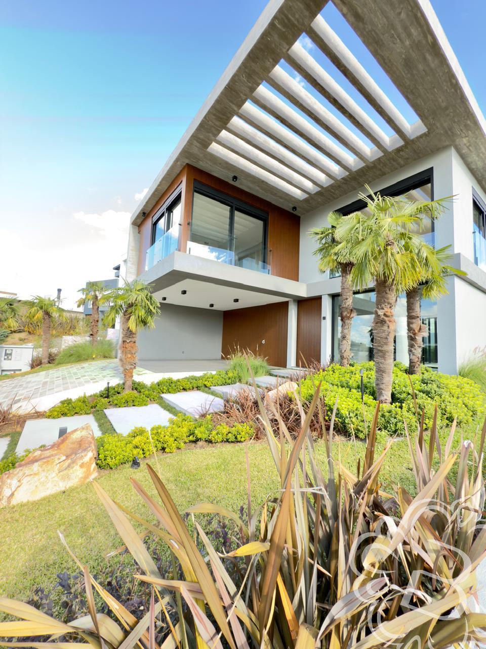 https://www.imoveisbliss.com.br/img/m/0/0/arquivos/f0b114d1b6474fae2702cadfd94b7d8fa4593284.jpg