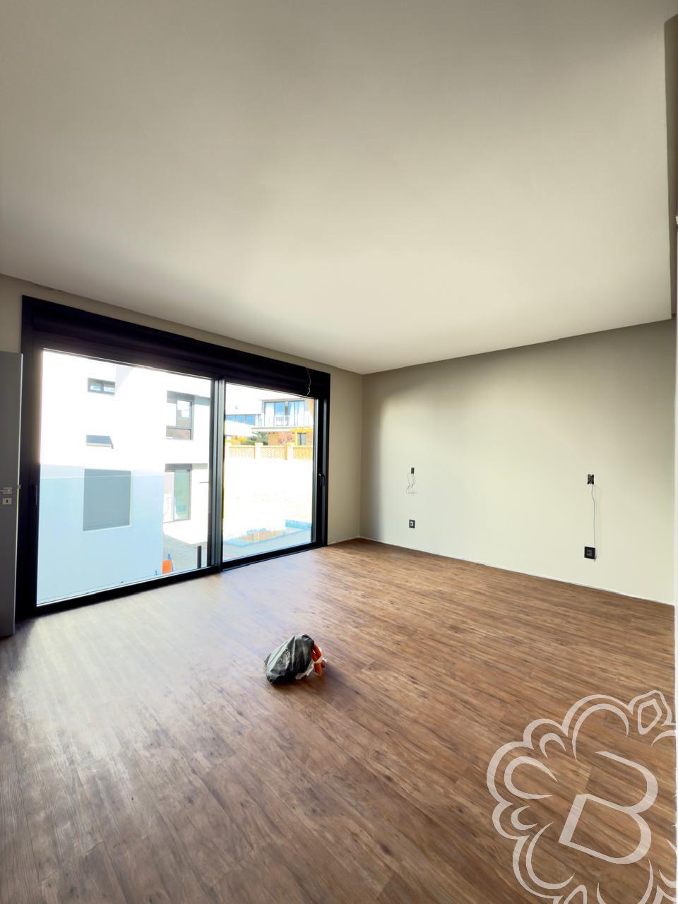 https://www.imoveisbliss.com.br/img/m/0/0/arquivos/f2c86d5e8547c9efc712e3b7644b8a45da375f89.jpg