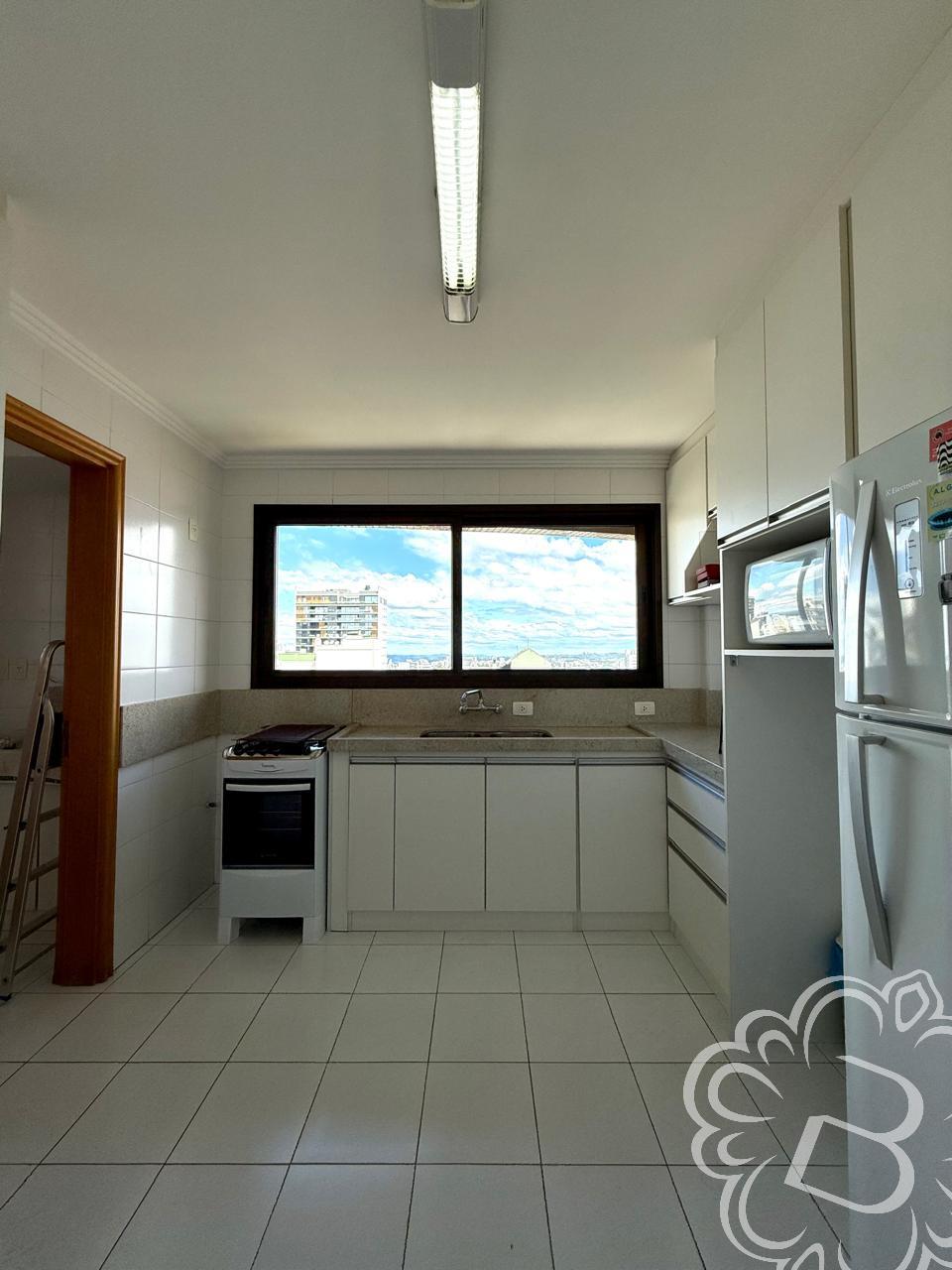 https://www.imoveisbliss.com.br/img/m/0/0/arquivos/f3a1831e62c9edf4725ebab002a4d00077d311ac.jpg