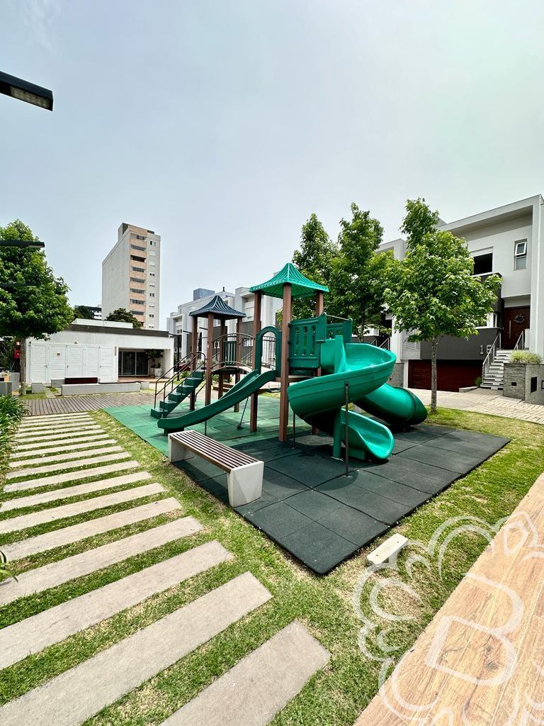 https://www.imoveisbliss.com.br/img/m/0/0/arquivos/f915945c89b48141e74de0645d2e2955a097487e.jpg