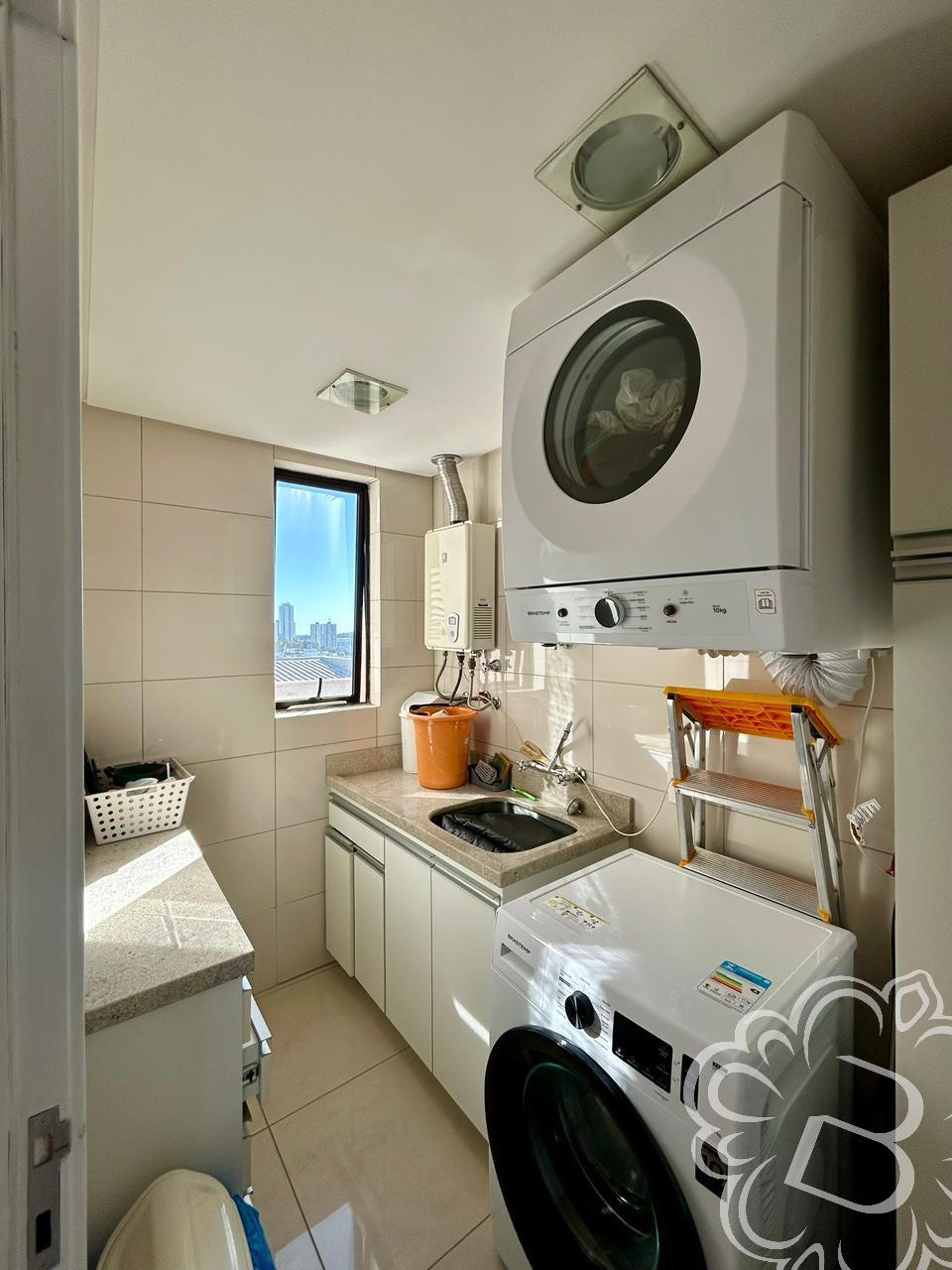 https://www.imoveisbliss.com.br/img/m/0/0/arquivos/fd133968eac7f8cc48d1f5e0e0ebd787f46c02c3.jpg