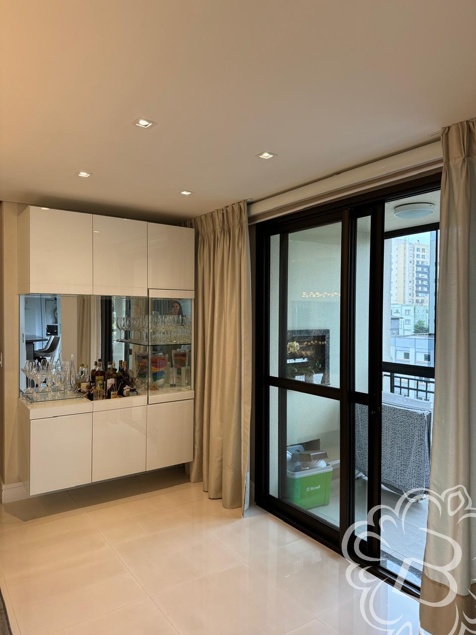 https://www.imoveisbliss.com.br/img/m/0/0/arquivos/fea7765834e4ddcd7c66170129c7f07ab78f5036.jpg